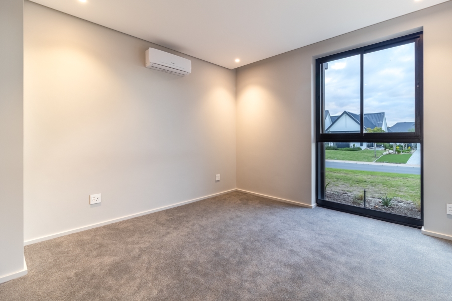 4 Bedroom Property for Sale in Pearl Valley at Val de Vie Western Cape